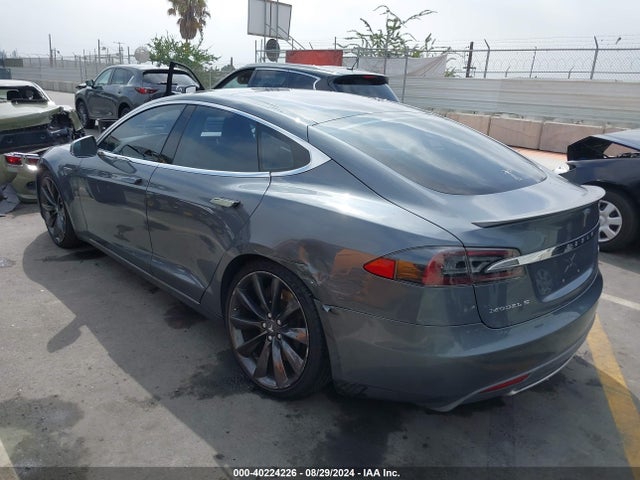 2013 TESLA MODEL S 5YJSA1CP6DFP21905 Photo 2