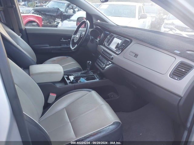 KNDME5C11G6147486 KIA Sedona Sx Luxury