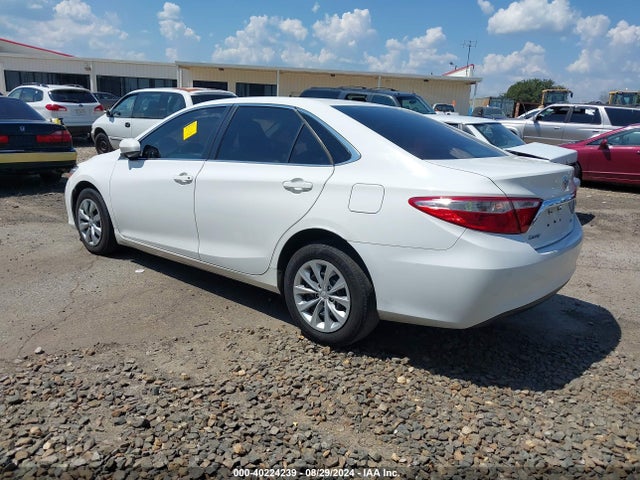 Toyota CAMRY LE 2017 4T1BF1FK9HU691521 Image 3