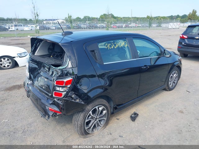 Chevrolet Sonic Lt Auto 2018 1G1JD6SG0J4126089 Image 4
