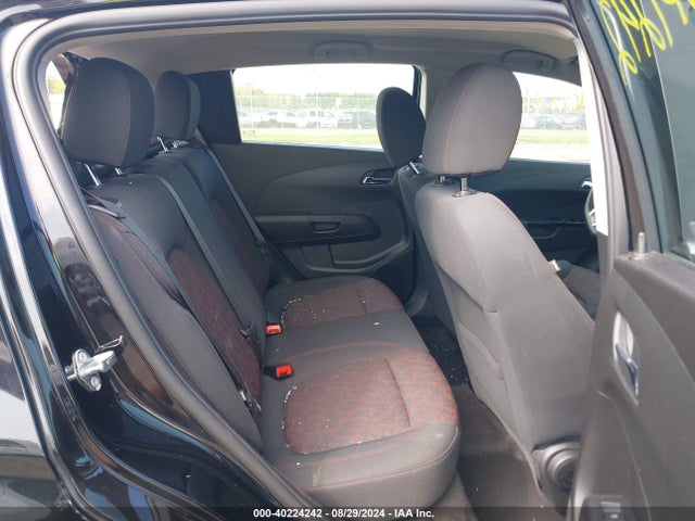 Chevrolet Sonic Lt Auto 2018 1G1JD6SG0J4126089 Image 8