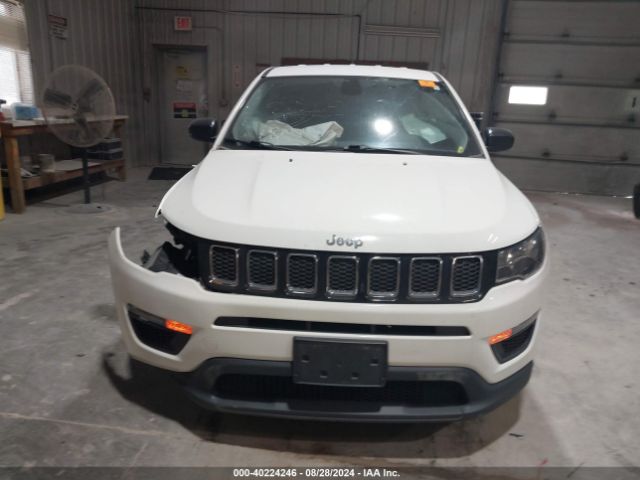 3C4NJCAB3JT356421 Jeep Compass Sport Fwd