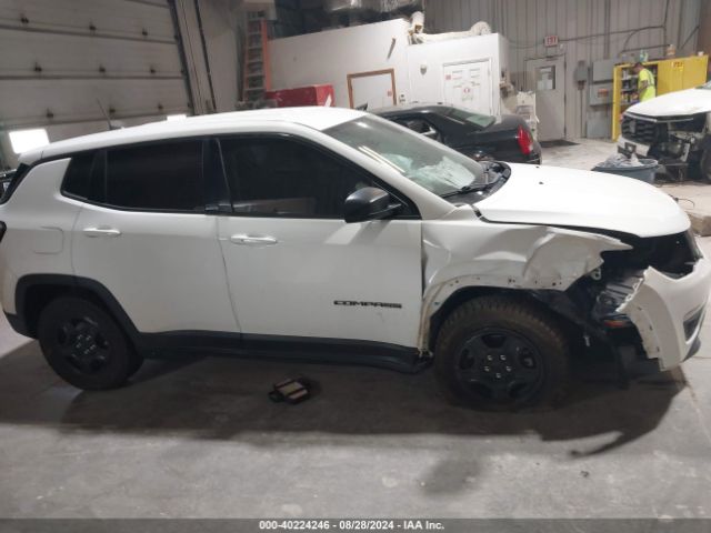 3C4NJCAB3JT356421 Jeep Compass Sport Fwd