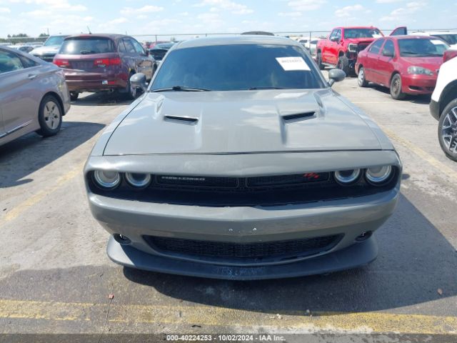 2C3CDZFJ8JH166015 Dodge Challenger R/t Scat Pack