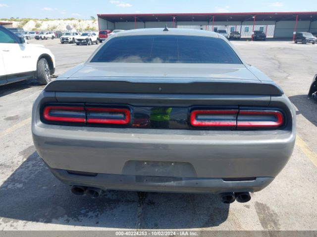 2C3CDZFJ8JH166015 Dodge Challenger R/t Scat Pack