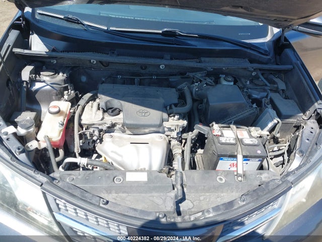 Toyota RAV4 LE 2015 JTMZFREVXFJ049837 Image 10