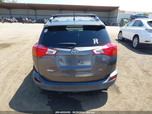 Toyota RAV4 LE 2015 JTMZFREVXFJ049837 Image 16