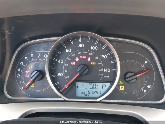 Toyota RAV4 LE 2015 JTMZFREVXFJ049837 Image 7