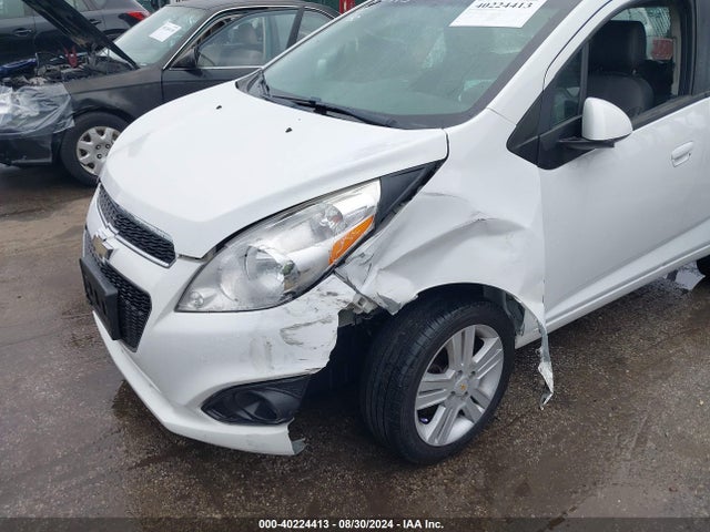 Chevrolet Spark 1lt Cvt 2015 KL8CD6S98FC740203 Image 17