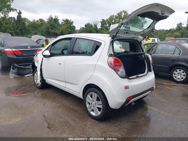 Chevrolet Spark 1lt Cvt 2015 KL8CD6S98FC740203 Image 3