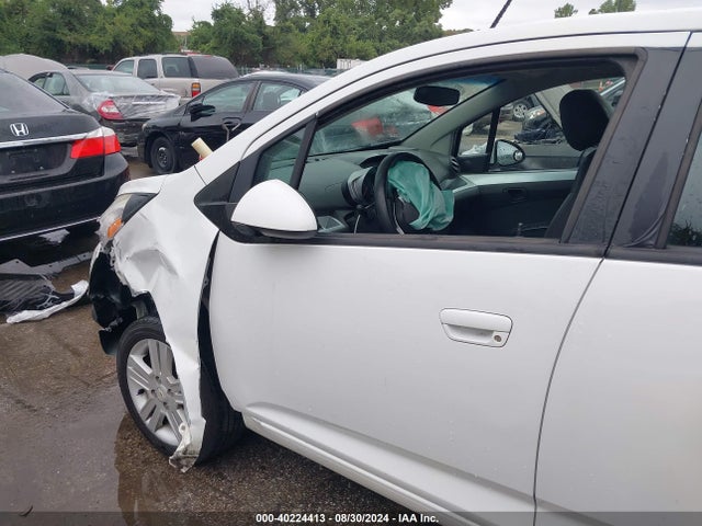Chevrolet Spark 1lt Cvt 2015 KL8CD6S98FC740203 Image 6