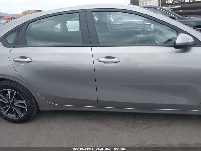 KIA Forte Lxs 2023 3KPF24AD8PE595226 Image 13