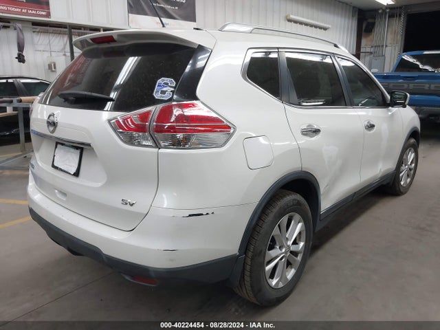 Nissan ROGUE SV 2015 5N1AT2MT6FC822428 Image 4
