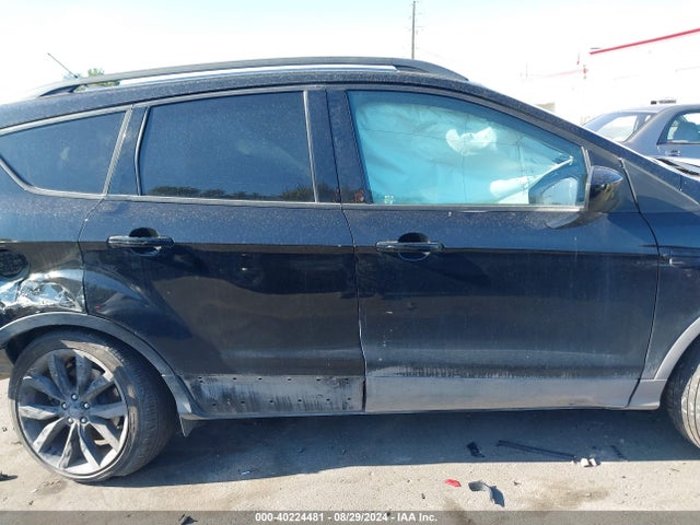 Ford ESCAPE SE 2017 1FMCU0G9XHUD12199 Image 14