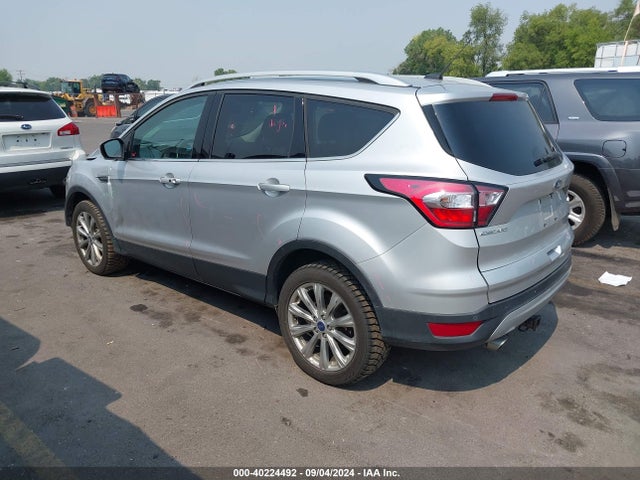 Ford Escape Titanium 2017 1FMCU9J92HUE95627 Image 3