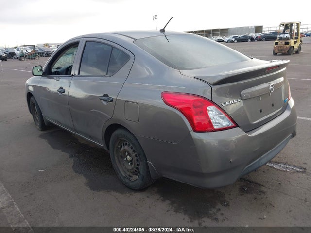 Aukcja sprzedaży 2015 Nissan Versa 1.6 S+, vin: 3N1CN7AP1FL954645, numer aukcji: 40224505
