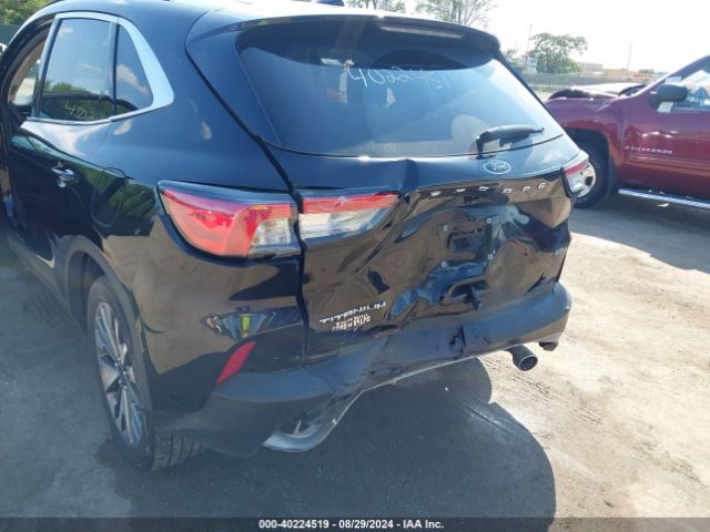 1FMCU0DZ5LUB60507 Ford Escape Titanium Hybrid