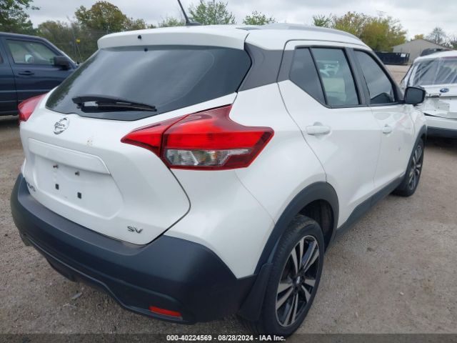 3N1CP5CUXJL518113 Nissan KICKS SV