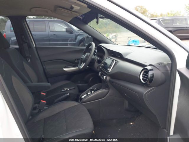 3N1CP5CUXJL518113 Nissan KICKS SV