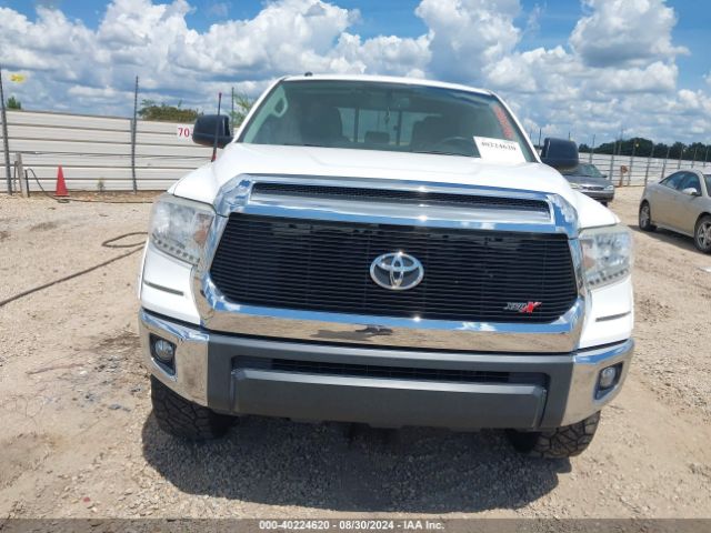 5TFRY5F1XFX190824 Toyota Tundra Sr5 5.7l V8