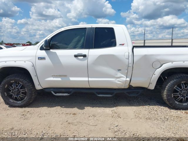 5TFRY5F1XFX190824 Toyota Tundra Sr5 5.7l V8