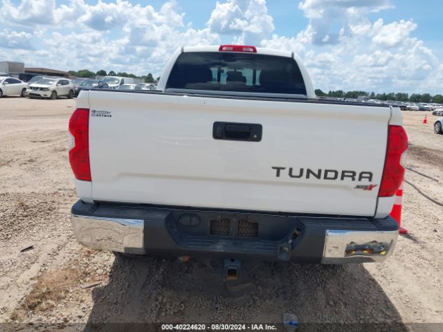 5TFRY5F1XFX190824 Toyota Tundra Sr5 5.7l V8