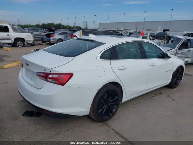 1G1ZD5ST3NF156983 Chevrolet Malibu Fwd Lt