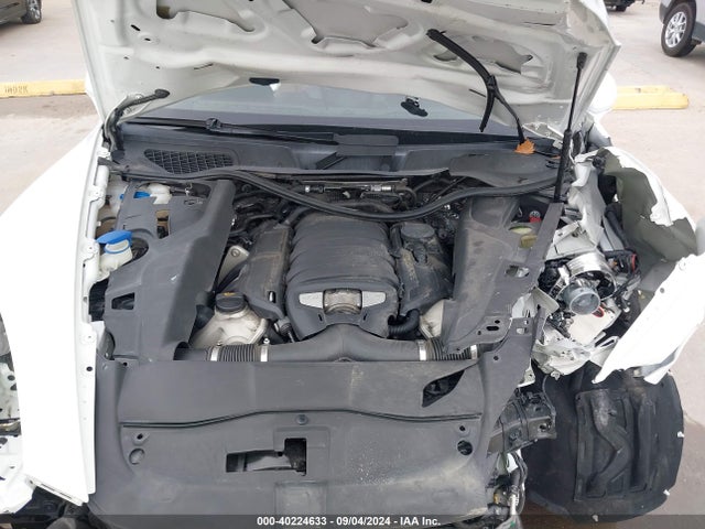 2013 PORSCHE CAYENNE WP1AB2A28DLA85716 Photo 9