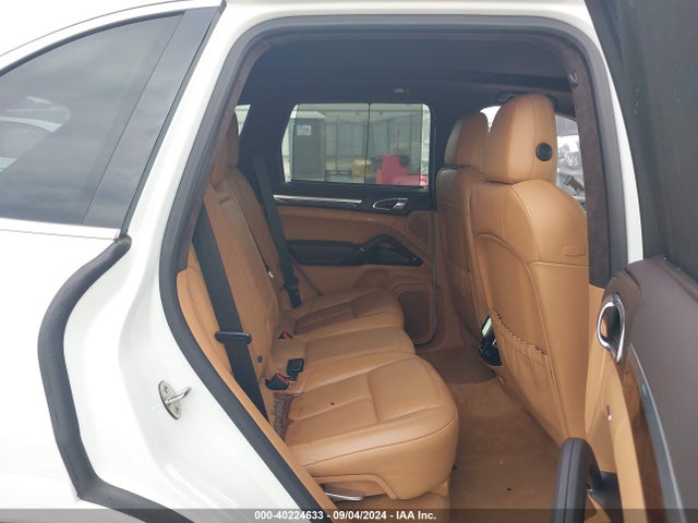 2013 PORSCHE CAYENNE WP1AB2A28DLA85716 Photo 7