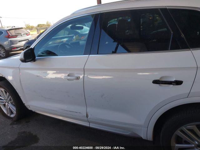 WA1BNAFY8J2205367 Audi Q5 2.0t Premium/2.0t Tech Premium