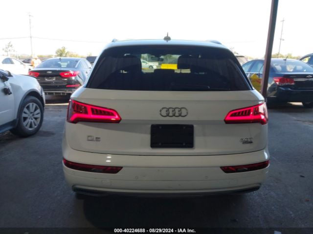 WA1BNAFY8J2205367 Audi Q5 2.0t Premium/2.0t Tech Premium