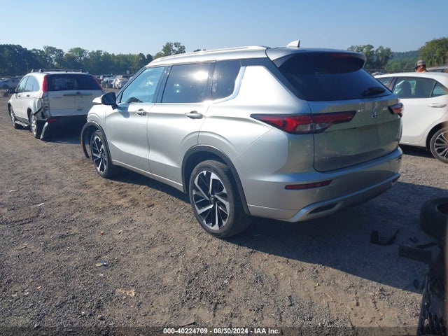 2022 MITSUBISHI OUTLANDER JA4J4VA86NZ073073 Photo 2