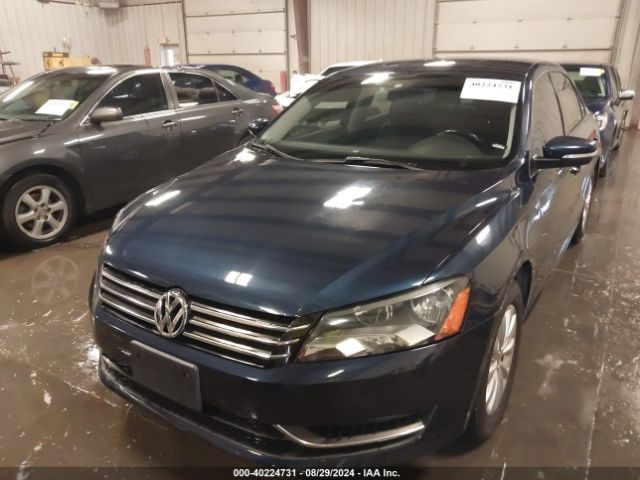 1VWAS7A3XFC019305 Volkswagen Passat 1.8t Wolfsburg Edition