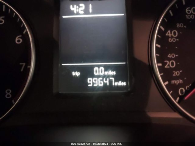 1VWAS7A3XFC019305 Volkswagen Passat 1.8t Wolfsburg Edition