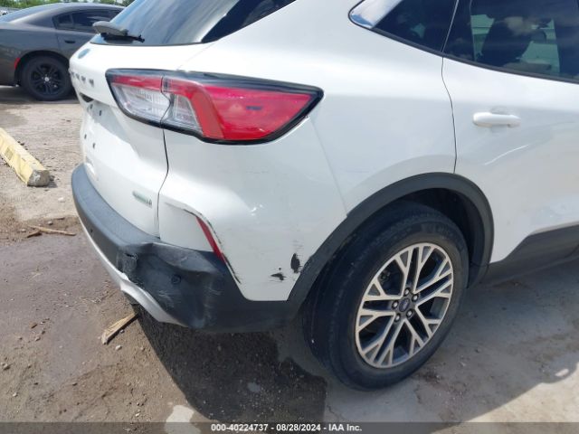1FMCU0H64LUA32677 Ford ESCAPE SEL