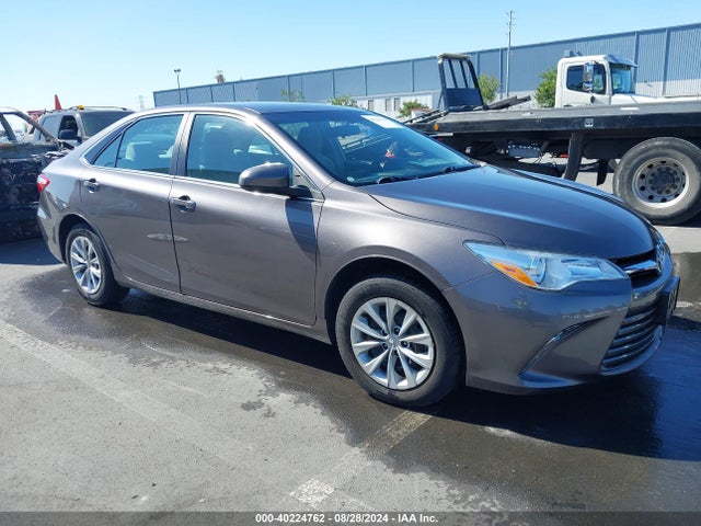 Toyota CAMRY LE 2017 4T1BF1FK9HU307947 головне зображення