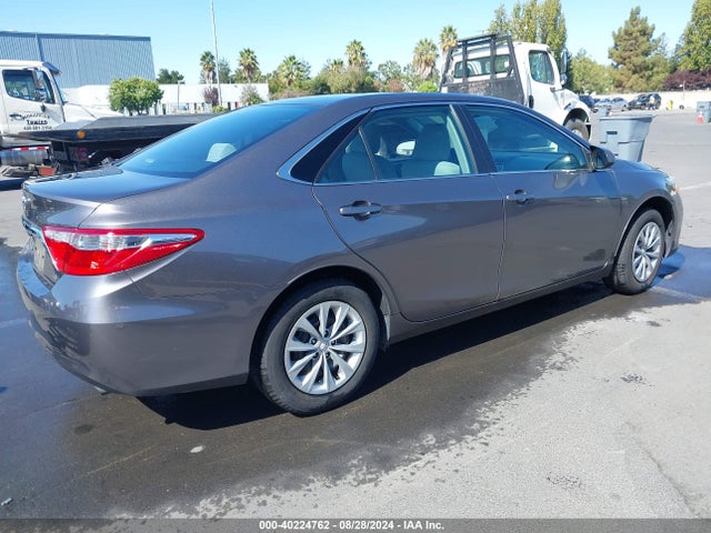 Toyota CAMRY LE 2017 4T1BF1FK9HU307947 Image 4