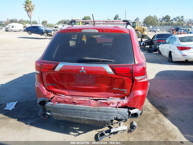 Mitsubishi Outlander Se 2016 JA4AD3A30GZ001068 Image 15