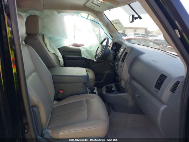 5BZAF0AA1JN853375 Nissan Nv Passenger Nv3500 Hd Sl V8