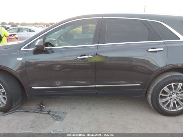 1GYKNBRS8HZ107003 Cadillac XT5 LUXURY