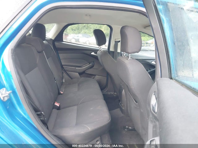 Ford FOCUS SE 2015 1FADP3K20FL318209 Image 8