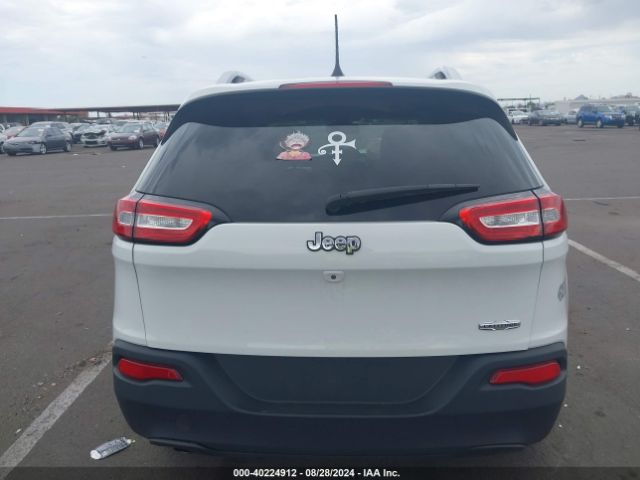1C4PJLLB2JD611412 Jeep Cherokee Latitude Plus Fwd