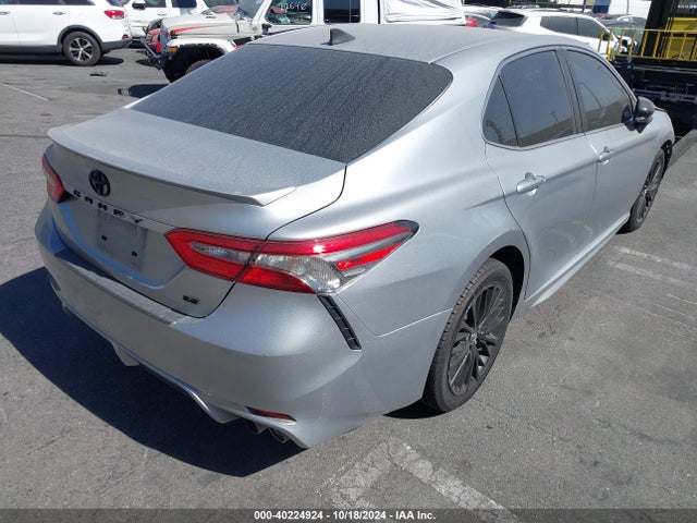 Toyota CAMRY SE 2018 4T1B11HK8JU113170 Image 4