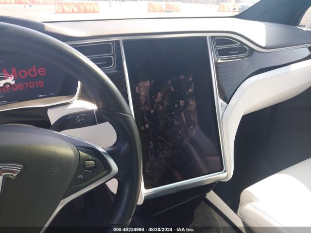 5YJXCBE21HF067019 Tesla Model X 100d/75d/90d