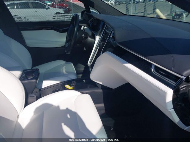 5YJXCBE21HF067019 Tesla Model X 100d/75d/90d
