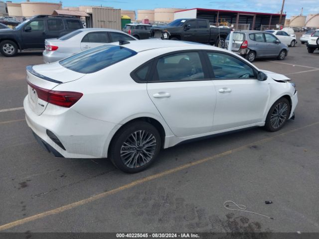 2023 KIA FORTE 3KPF54AD5PE670729 Photo 3