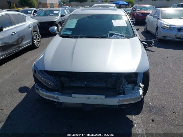 Honda Accord Touring 2018 1HGCV1F92JA040300 Image 13