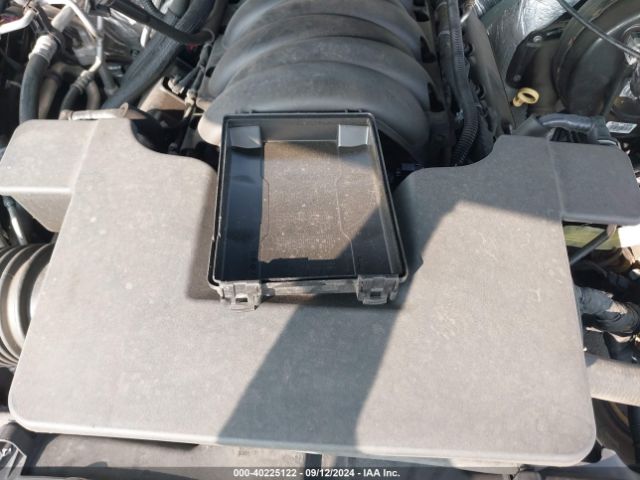 1GNSKHKC3HR305256 Chevrolet Suburban Lt