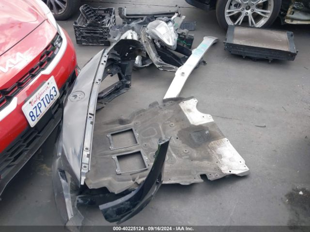 WBA2G1C3XHV665449 BMW M240i