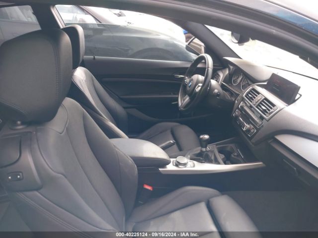 WBA2G1C3XHV665449 BMW M240i